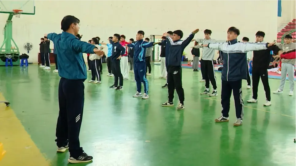 Một mái trường, nhiều thế hệ người thầy dựng xây tương lai